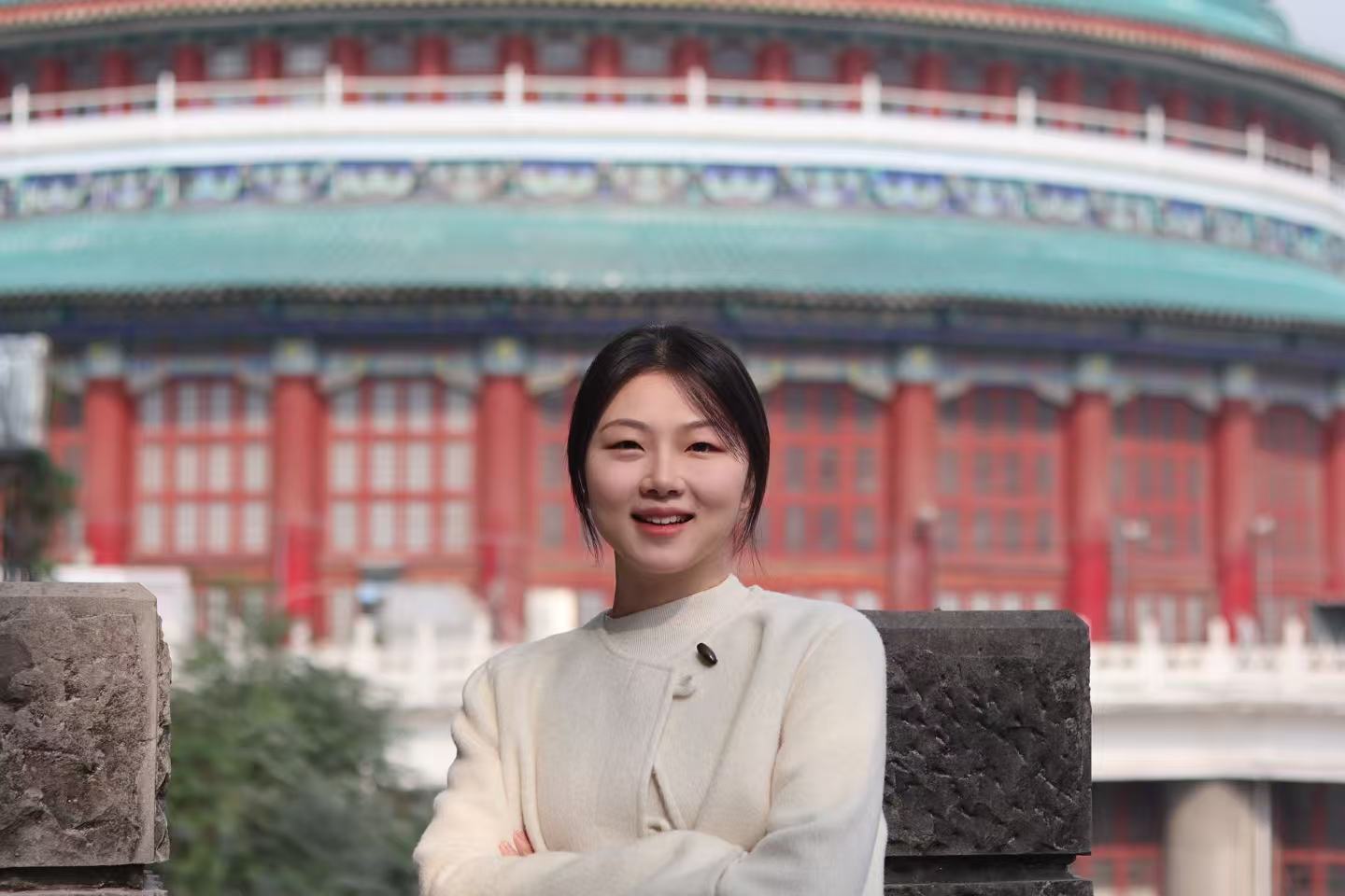 但奉玲.jpg