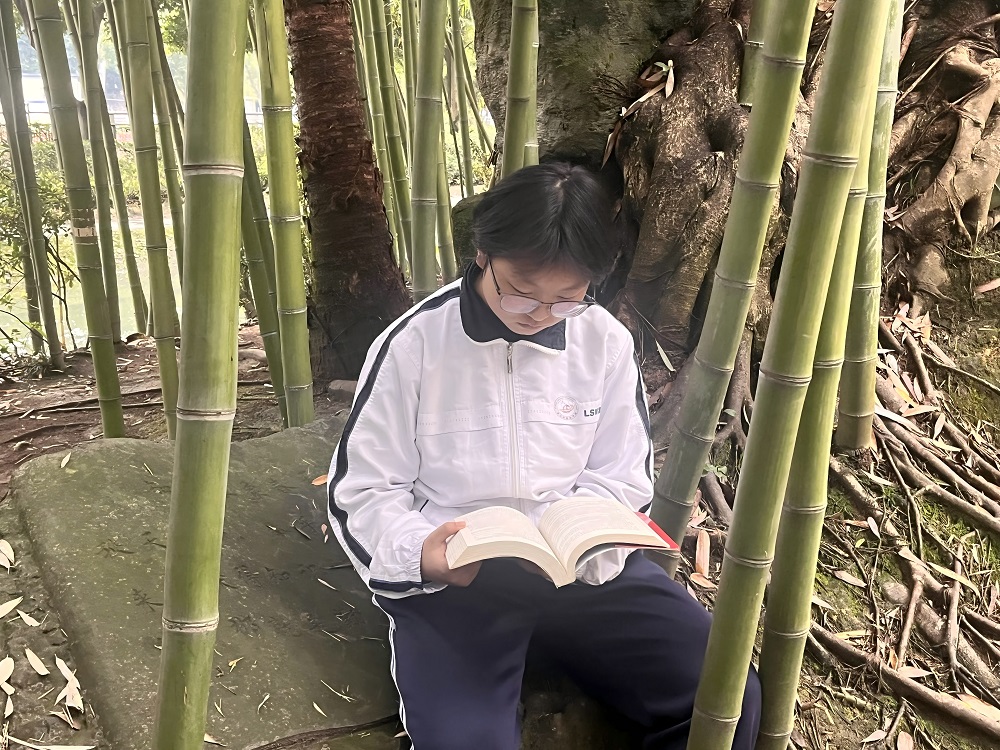 欧思琪1.jpg